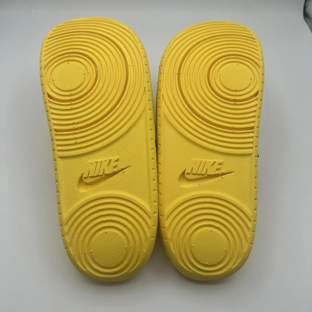 Nike Kobe Offcourt‎ Slide Mens 11 Lightning Yellow/Black Sandals IF2870-700